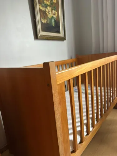 Berço em madeira