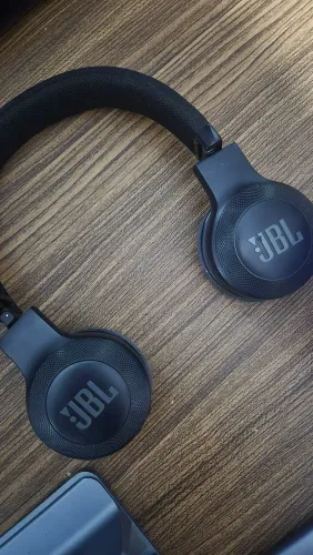 Fone JBL bluetooth