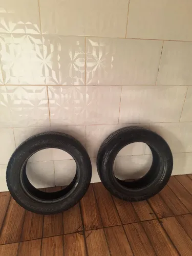 PNEUS - R16