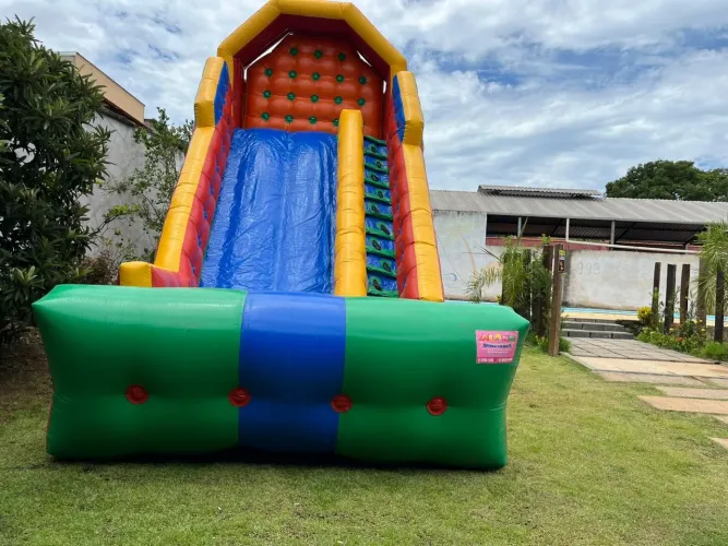 Vendo ou troco por algo do meu interesse