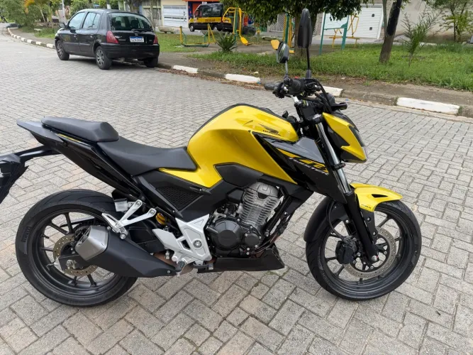 Honda CB 300f Twister Flex 2023