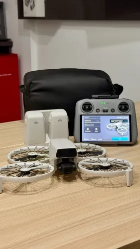 Drone DJI Flip Fly More + Controle com tela - Seminovo | Loja física | Em até 18x