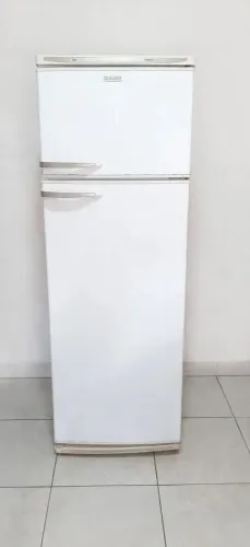 Geladeira DAKO