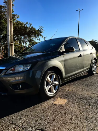 Ford Focus 1.6 S/se/se Plus Flex 8v/16v 5P 2013