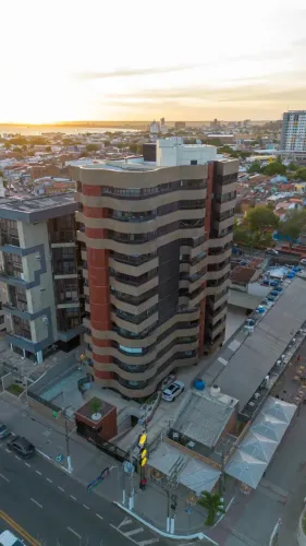 Palazzo Di Roma Beira-Mar na Pajuçara  190 m²| 4 suites| lavado| DCE| 3 Vagas| Maceió