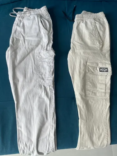 Calças jeans Bege