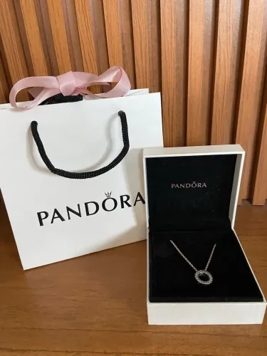 Colar pandora