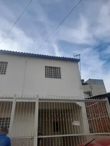 Alugo Apartamento na Qd.406 do Recanto das Emas - Brasília - DF