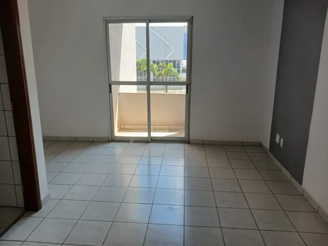 Imóvel para aluguel possui 90 metros quadrados com 3 quartos em Jardim Francano - Franca -