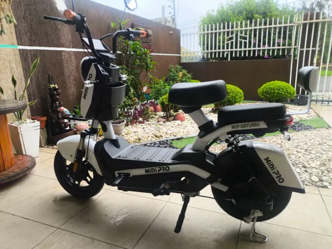 Moto elétrica