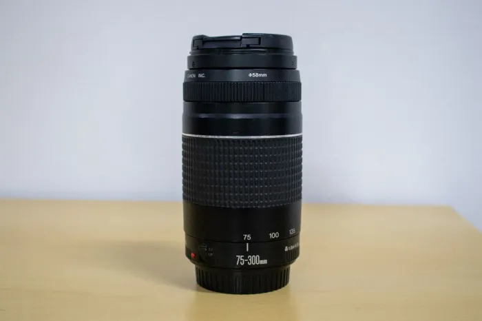 Lente Canon 75-300mm