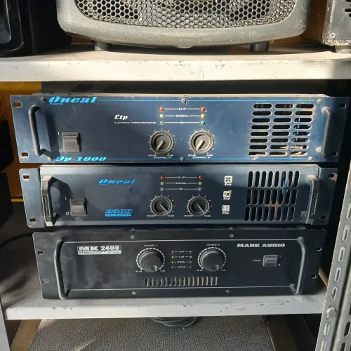 Amplificador de som 800,00 cada amplificador