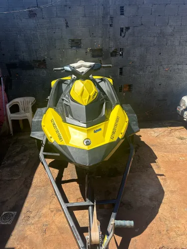 Jet ski Seadoo spark com carretinha !