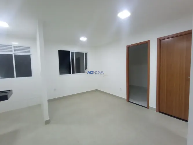 Imóvel para aluguel possui 40 metros quadrados com 2 quartos em Inhaúma - Rio de Janeiro -