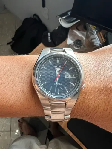 SEIKO 5 SNK607