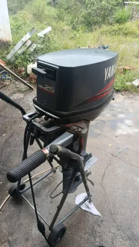 Motor popa 25 yamaha