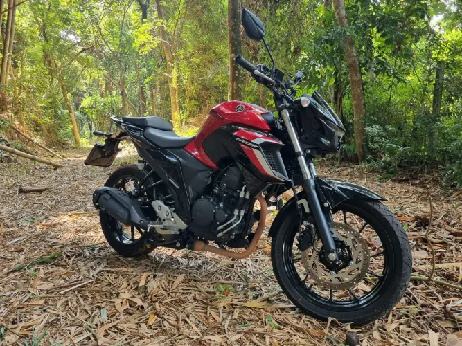 YAMAHA FZ25 2024 ZERADA PNEUS NOVOS