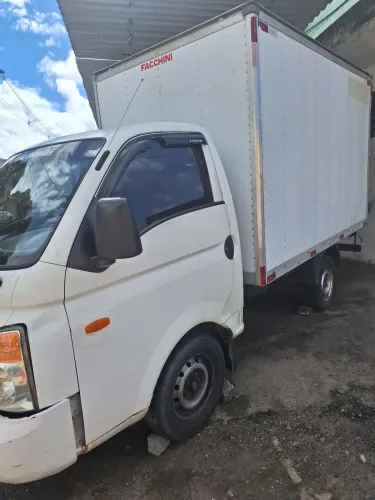 Hyundai HR Baú Facchini - Excelente para Fretes e Entregas