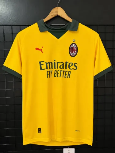 Camisa do Milan amarela