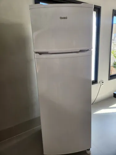 Geladeira nova 6 meses de uso
