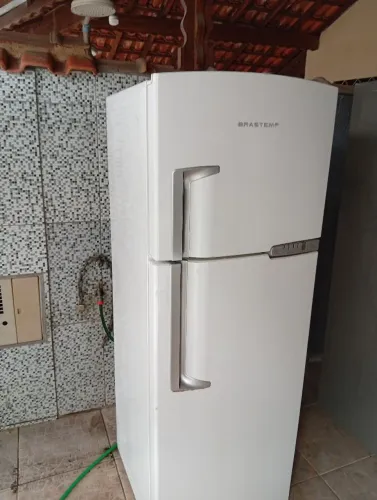 Geladeira Brastemp fross free voltagem 220 valor 950 reais com entrega