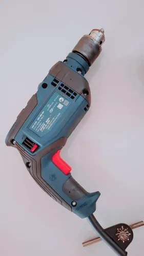Parafusadeira Furadeira 220V 850w