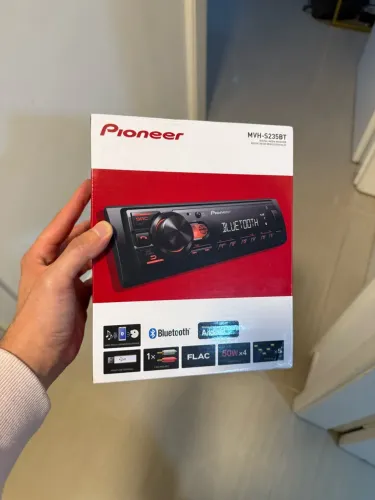 Rádio Pionner MVH-S23BT