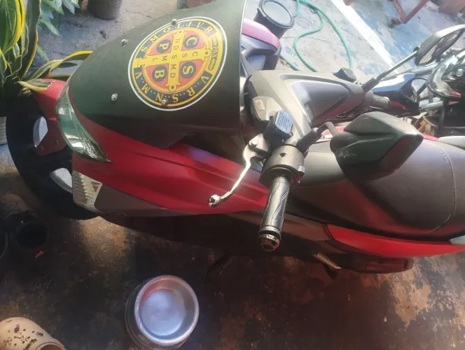 Vendo ou troco por carro