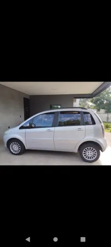 Fiat Idea Essence Dualogic 1.6 Flex 16V 5P 2011