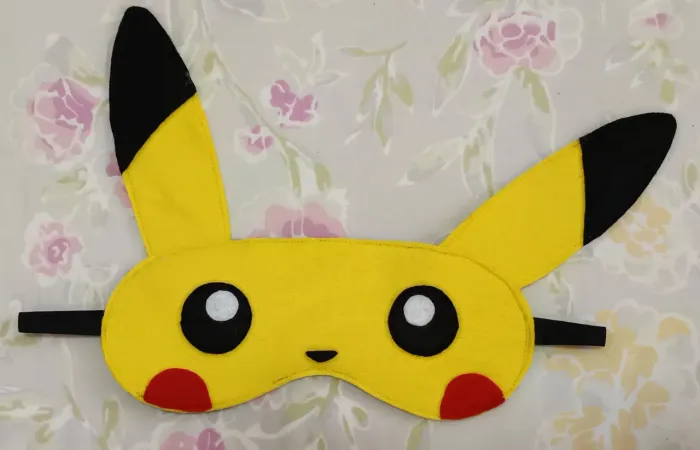 MÁSCARA DE DORMIR POKÉMON ARTESANAL