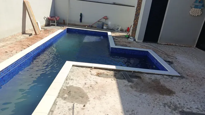 Reformas pisos réguas porcelanato de grande formato