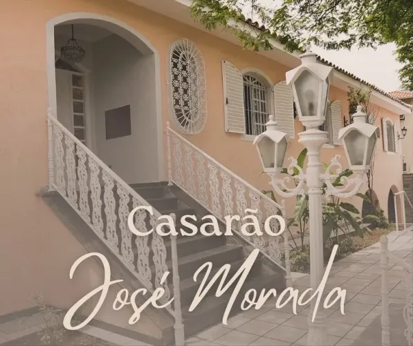 Casarão na Pampulha / UFMG - hospedagem e eventos