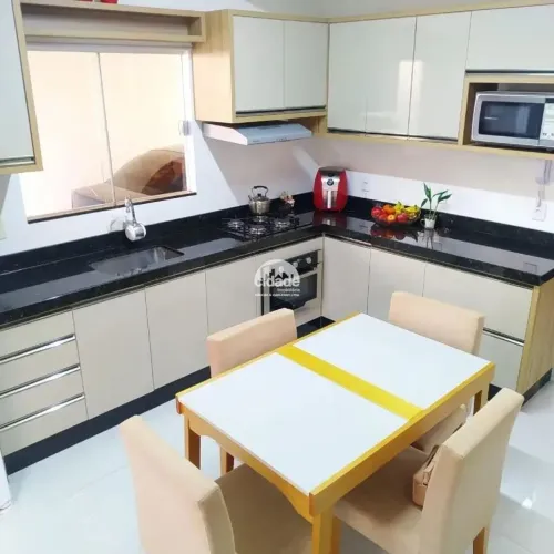 Casa em condomínio à venda, 2 quartos, 2 vagas, Canadá - Cascavel/Pr