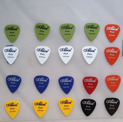 Palhetas para guitarra/violão. Importadas Alice. Entrega em mãos em SP. Faça seu estoque!