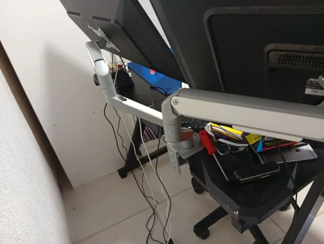 Braço articulado 2 monitor prata.
