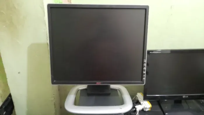 Monitor Lcd 17 Aoc 173p Detalhe