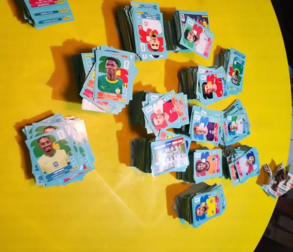 FIGURINHAS COPA DO MUNDO AVULSAS