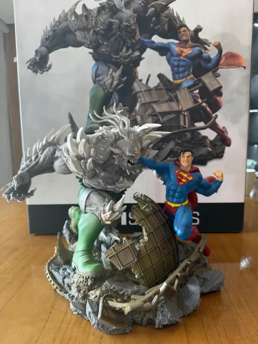 Diorama superman X doomsday 1/10 iron studios
