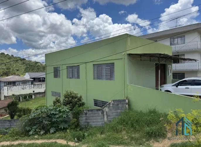 Barracão a venda próximo ao centro perto saída Rod. do Minérios em Almirante Tamandaré - P
