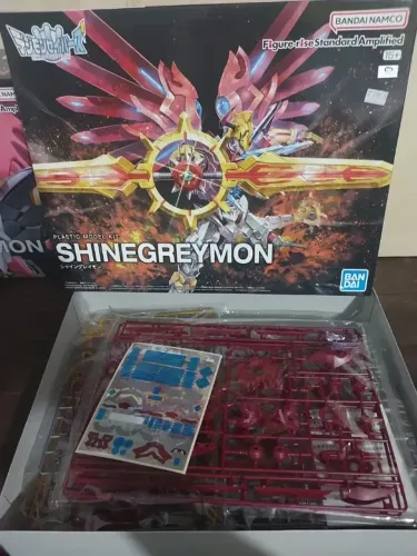 Digimon Shine Greymon (amplificado) Figure-rise Standard