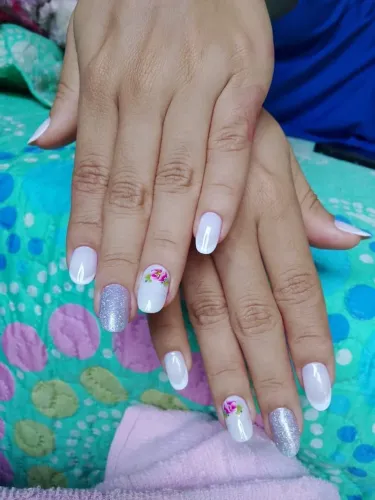 Manicure e pedicure?