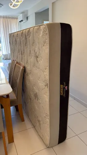 Vendo cama box casal