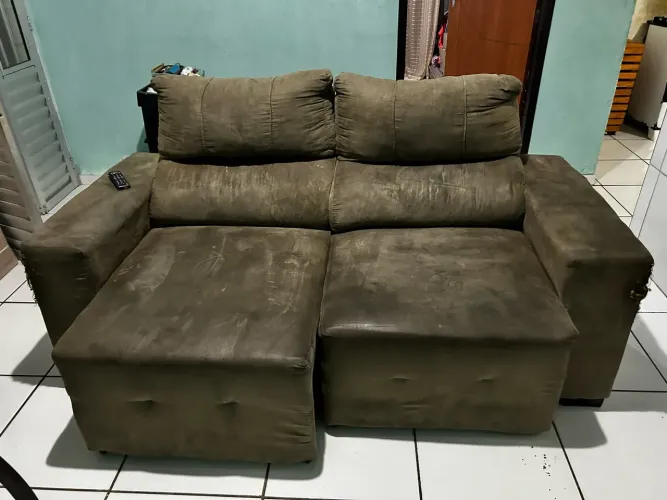Sofá retrátil