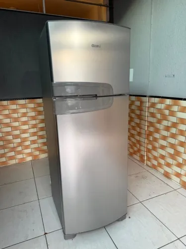 Geladeira Cônsul 340L inox na garantia até 05/2027