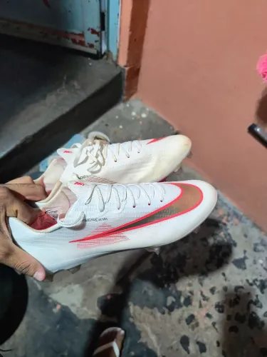 Chuteira Nike Mercurial Superfly 11