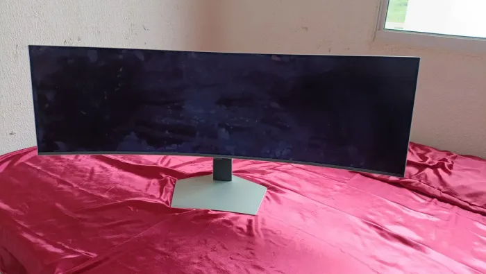 Samsung Odyssey OLED G9 49" 240Hz ? Impecável ? Pouquíssimo uso