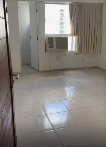 Sala comercial para consultório com 40m2 em Petrópolis 