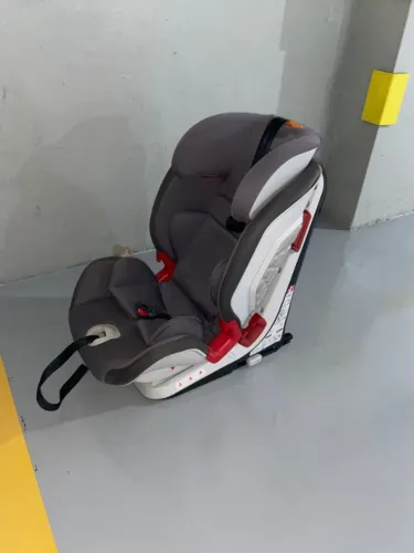 Cadeirinha de Bebê Chicco Youniverse -ISOFIX - Bom estado