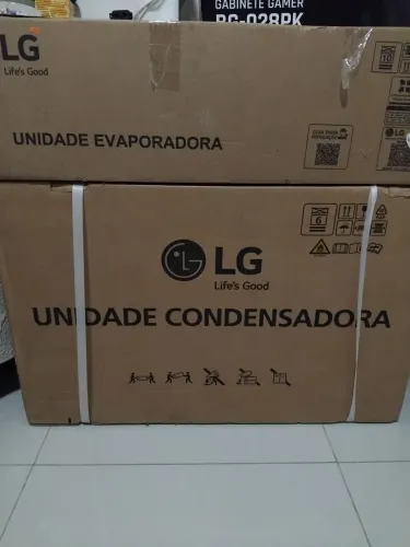 Ar condicionado LG dual Voice inverter 12.000 BTUs frio novo na caixa 220 volts