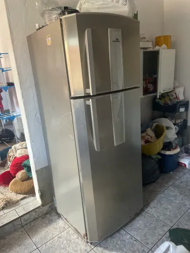 Vendo geladeira 